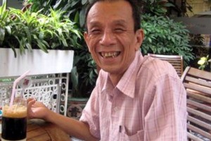 Nụ cười đôn hậu nhưng không kém phần hài hước của "trưởng thôn" Văn Hiệp