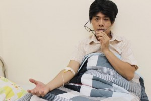 Lộ ảnh PGS-TS Huỳnh Văn Sơn nhập viện?