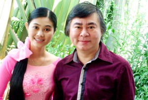 Hai cha con NSND Thanh Tòng và Quế Trân