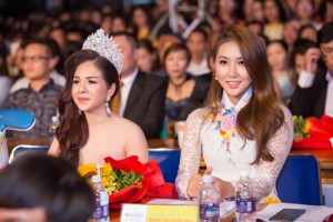 Hoa khôi Ngọc Như - giám khảo trẻ nhất tại đêm chung kết