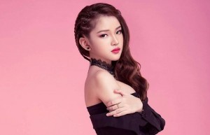 Nét trẻ trung, xinh xắn của DJ ChiBi