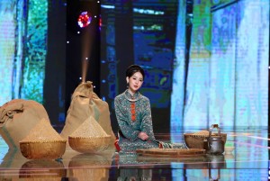 MC Lê Đình Minh Ngọc "chơi lớn" khi làm mới mình trong "Người kể chuyện tình"
