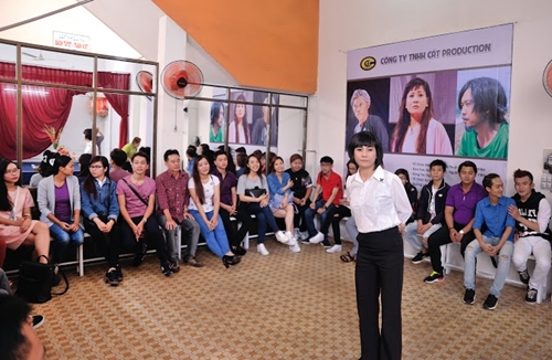 Nghệ sĩ Cát Phượng chính thức làm cô giáo của Lớp học Vui - Ngộ