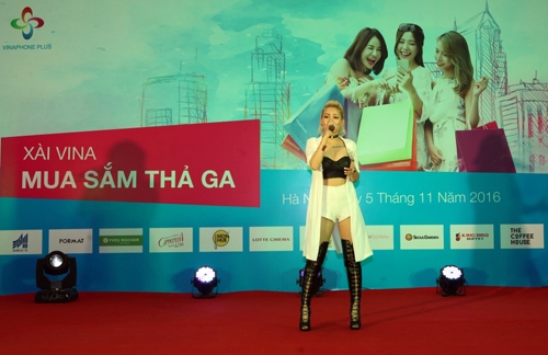 Á quân The Voice 2015 Yến Lê