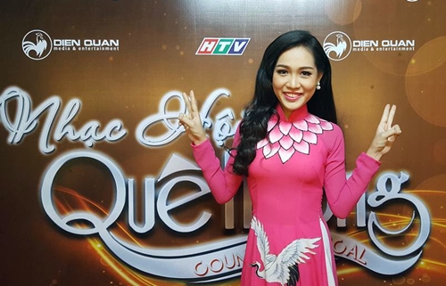Lưu Trúc Ly tham gia chương trình "Nhạc hội Quê hương"