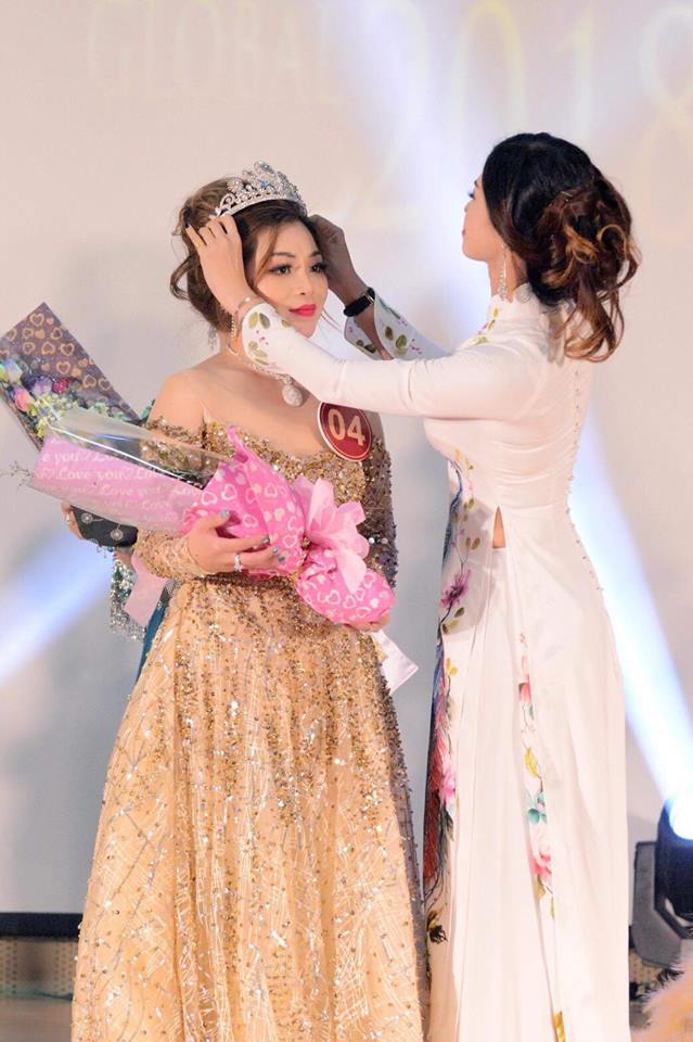 A hau Ngoc Huong 9