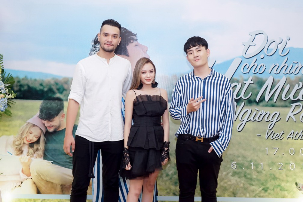 Viet Athen 1
