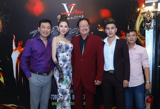hoa hau chi nguyen 1 2