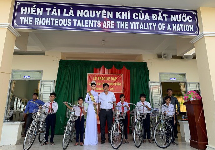 Pham Thuy Duy 00