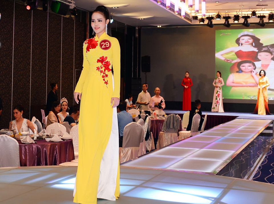 Ao dai 16