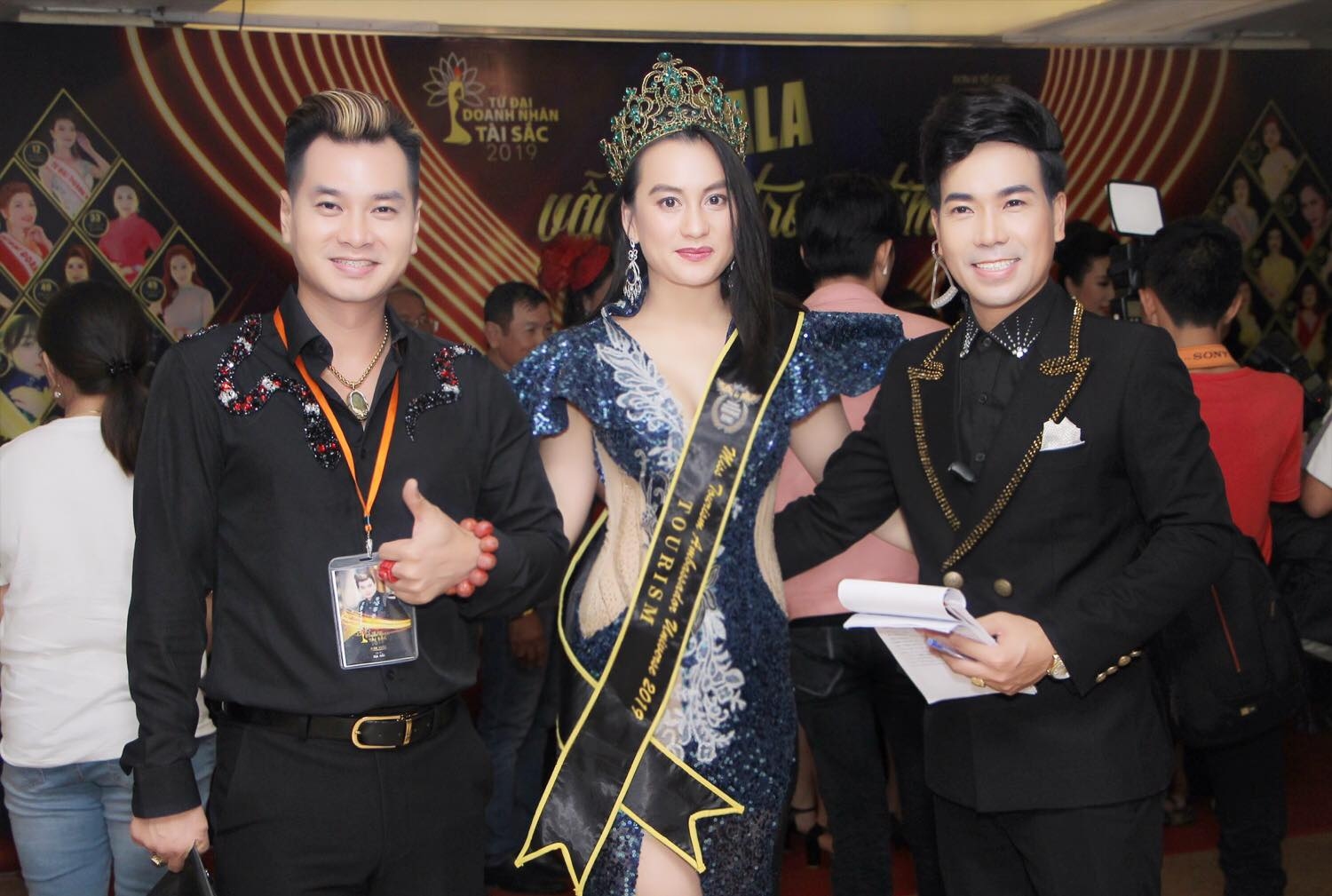 Hoa hậu Trần Bích Vân