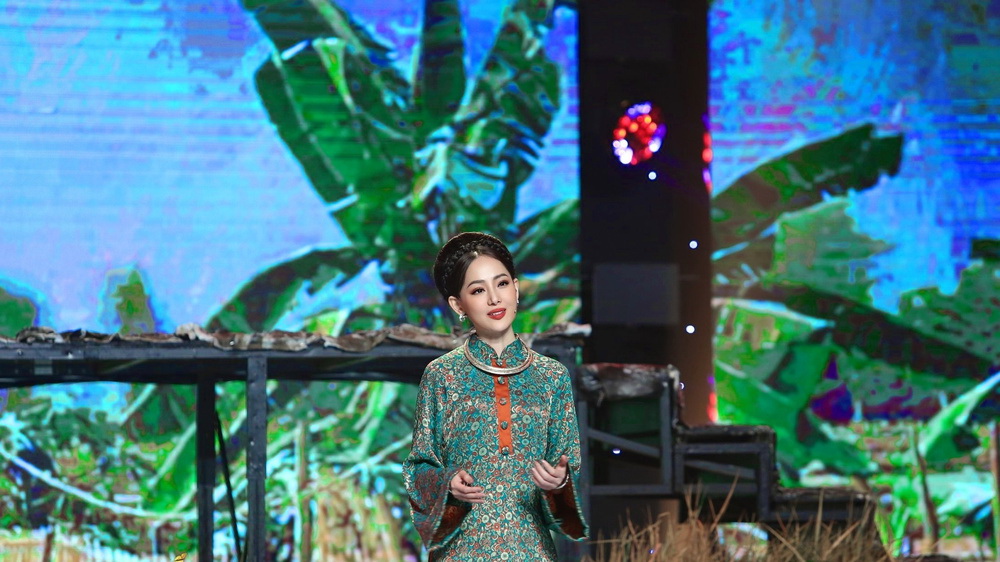 MC Minh Ngoc 9
