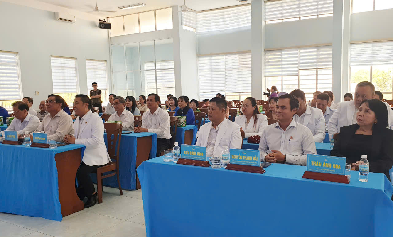 Ba Anh Hoa 7