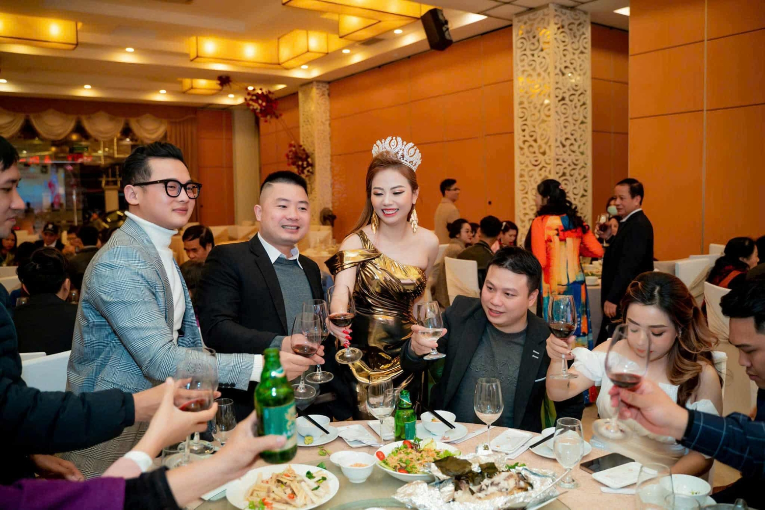 HH Huong Thu 16
