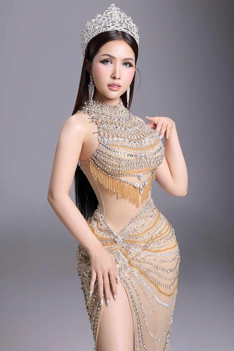 Linh Tay 2