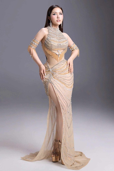 Linh Tay 5