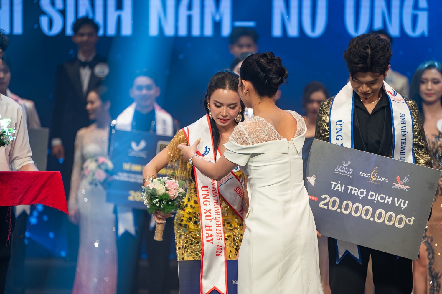 Dương Yến Châu được trao danh hiệu Á khôi Sinh viên ĐH Sân khấu điện ảnh 2025