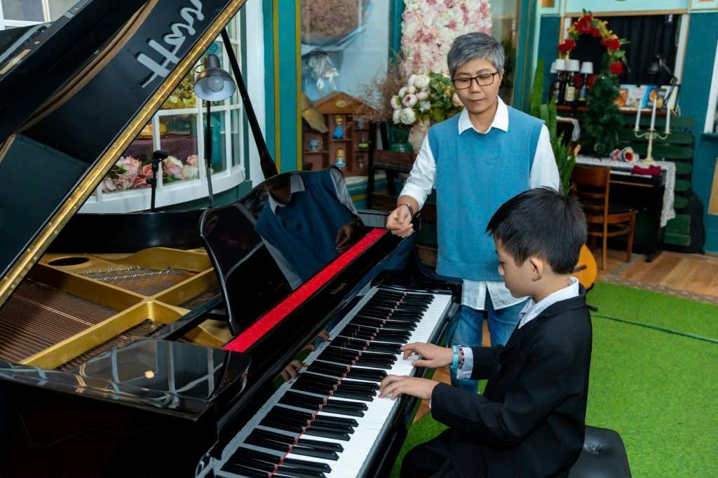 HC Salon Music & English mở đào tạo MC, giáo dục kỹ năng cho giới trẻ
