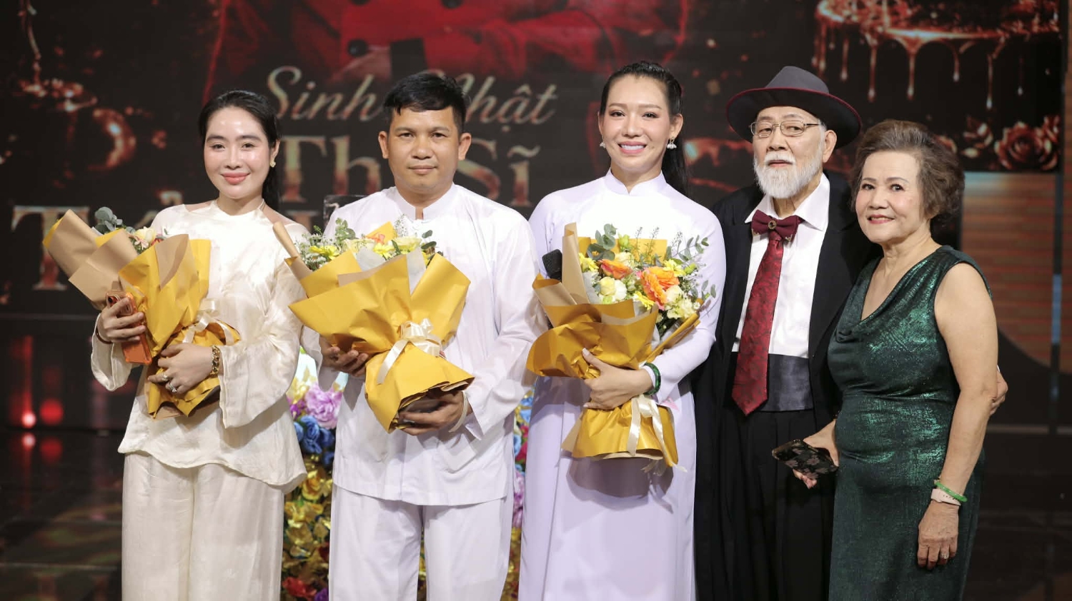 Tieu Hung Tinh 13