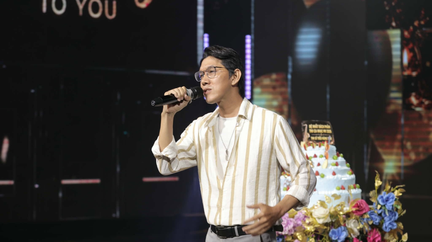 Tieu Hung Tinh 28